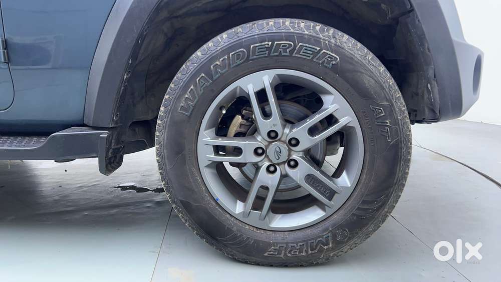 Mahindra Thar 2.0 Lx Hard Top Petrol At 4 Rwd, 2022, Petrol