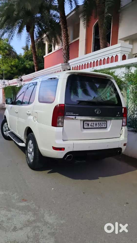 Tata Safari