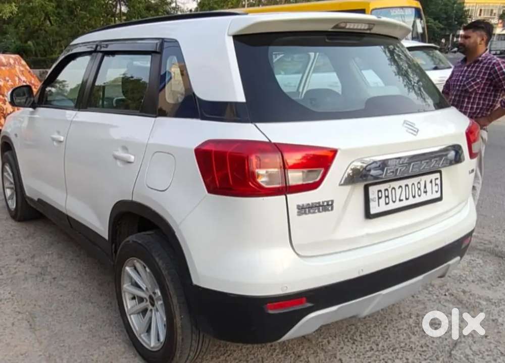 Breeza Vdi Autometic 1st Owner Full Insurance With Alloys Wheel