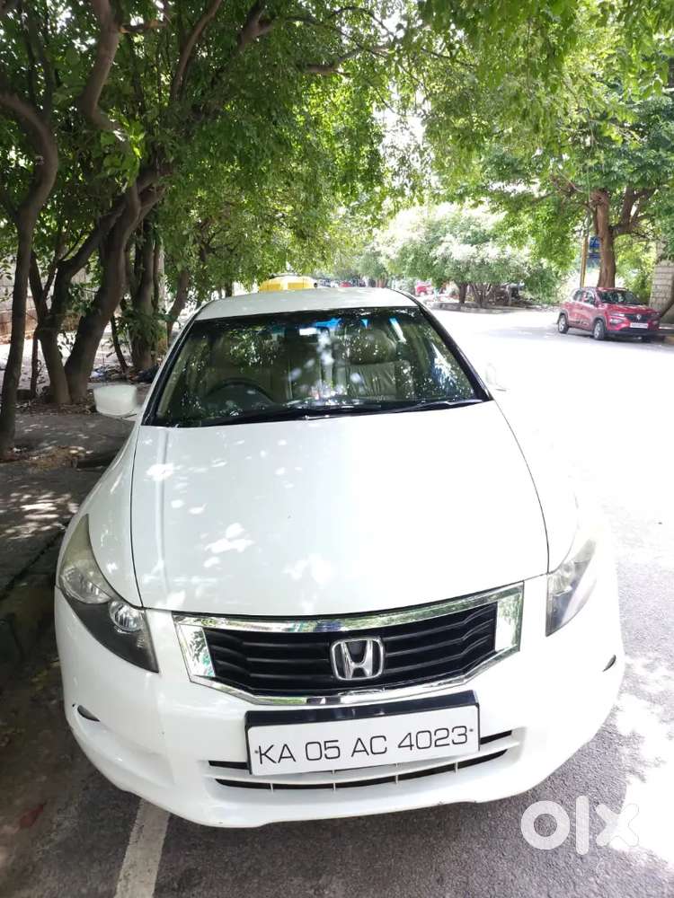 Single Owner Showroom Service Vehicle In Good Condition