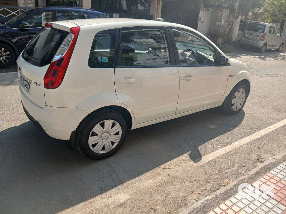 Ford Figo 2010-2012 Petrol Zxi, 2011, Petrol