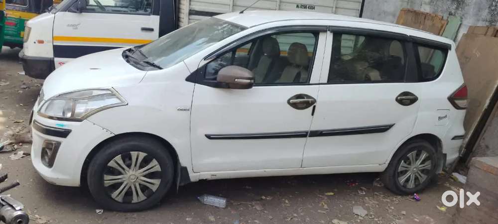 Maruti Suzuki Ertiga 2013