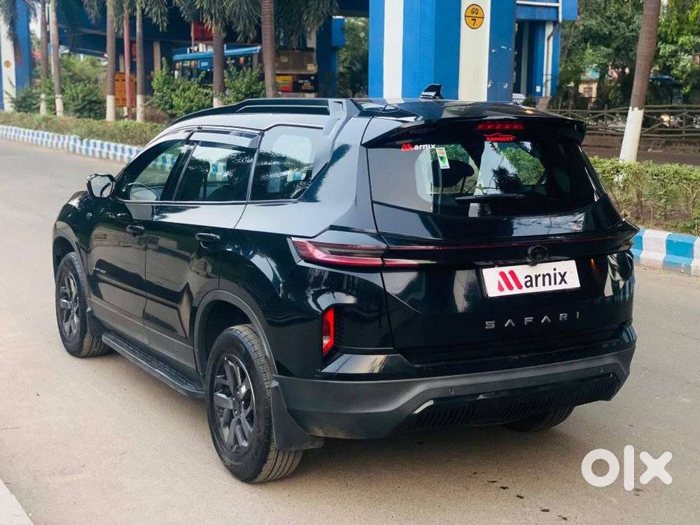 Tata Safari Pure Plus S Dark Edition At, 2024, Diesel