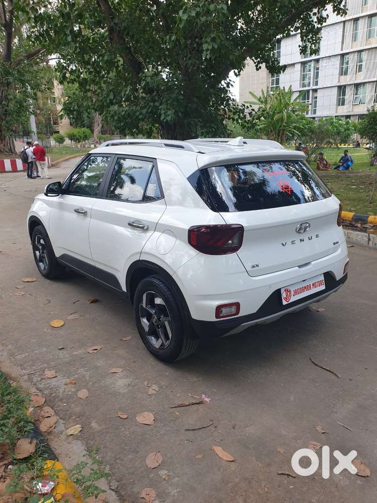 Hyundai Venue Sx Plus Turbo Dct, 2019, Petrol