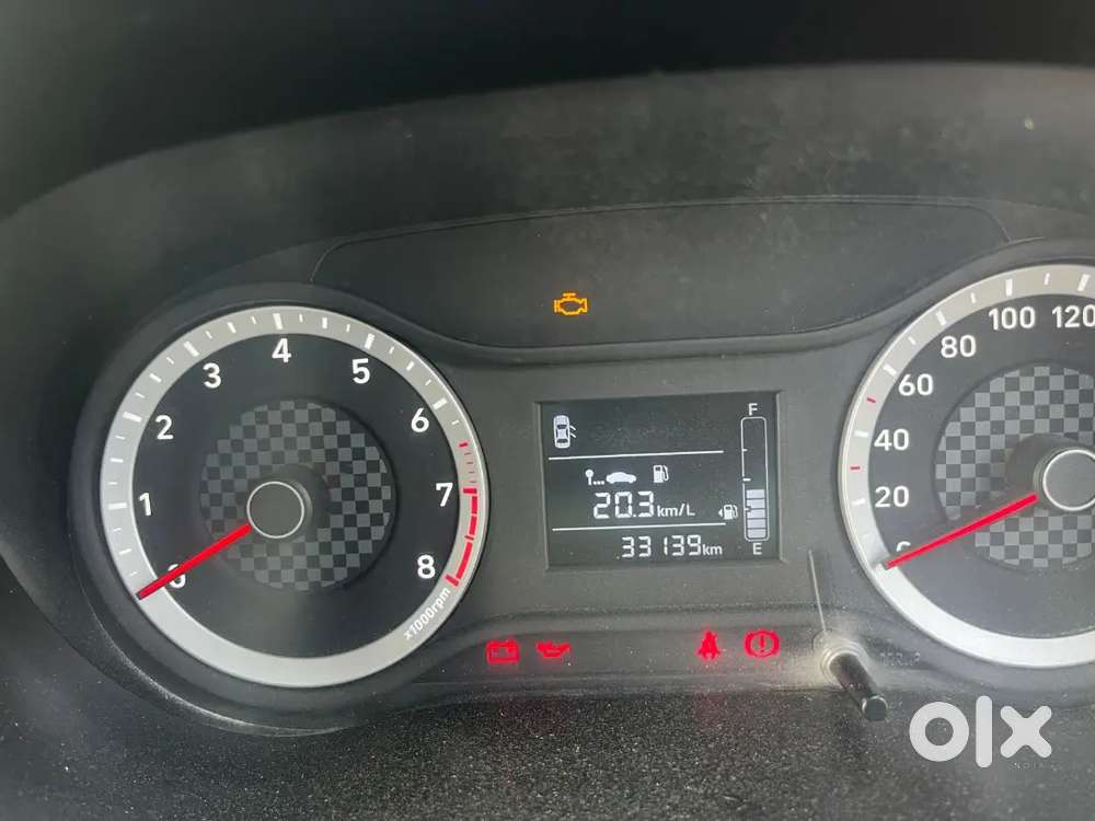 2022 Hyundai Aura Petrol 2nd Owner