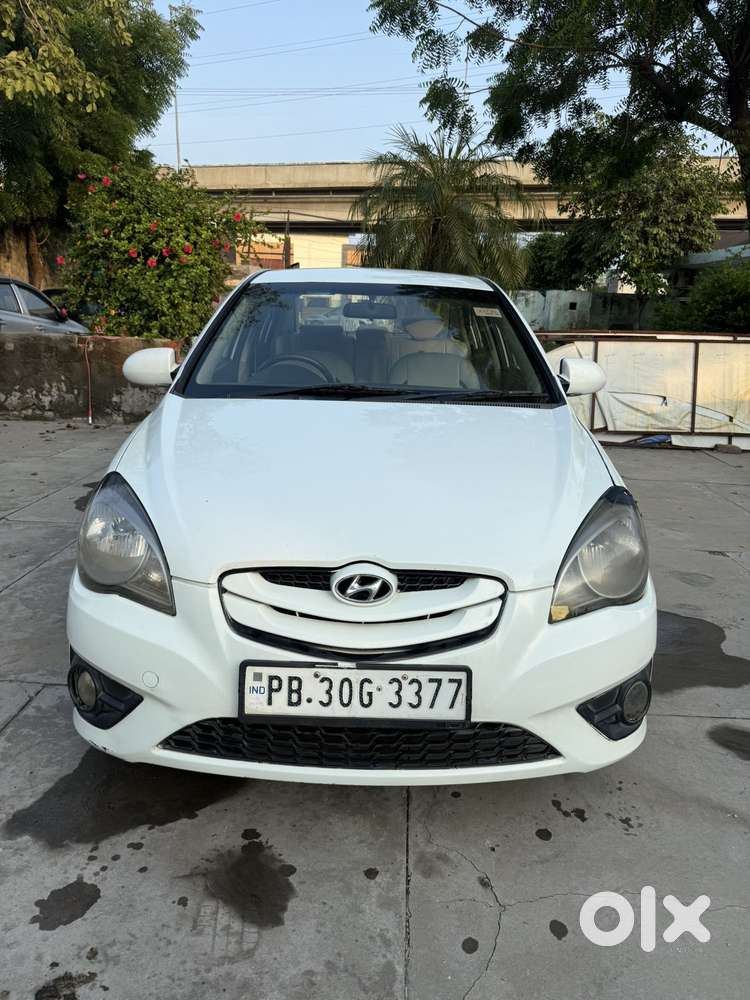 Hyundai Verna Sx 1.5 Crdi, 2011, Diesel