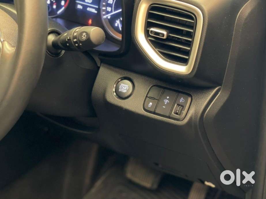 Hyundai Venue Sx Plus Turbo Dct, 2019, Petrol