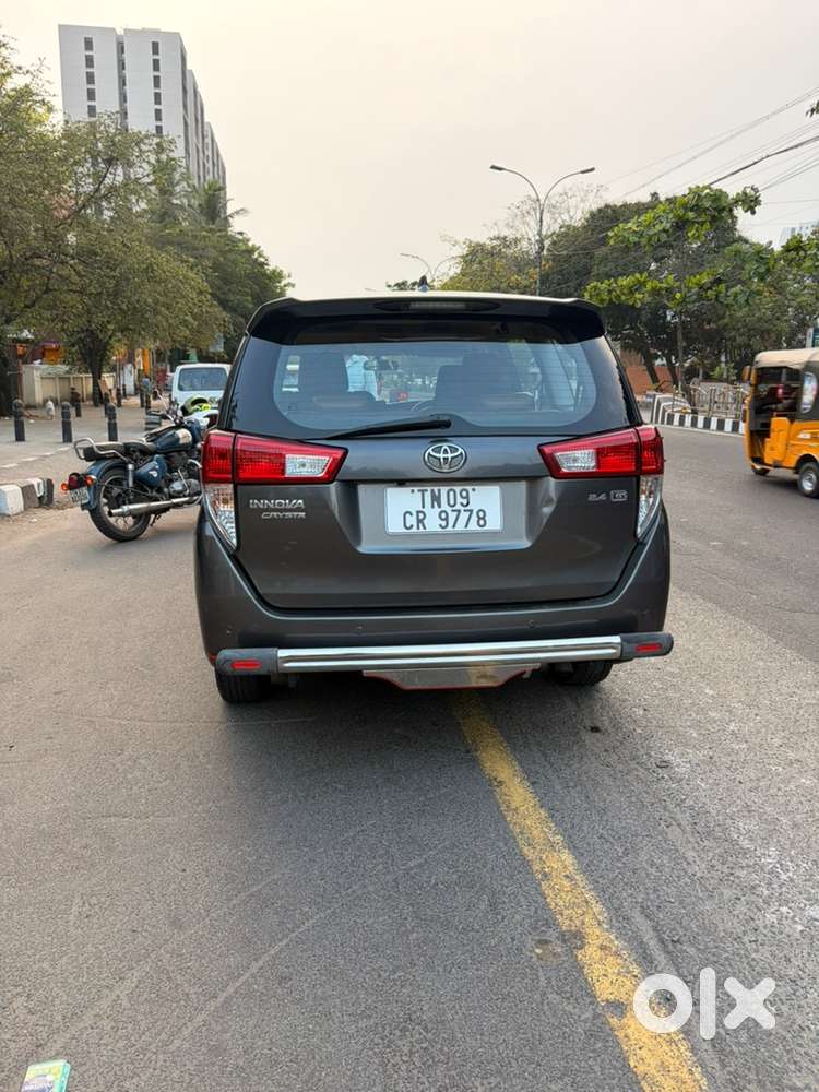 Toyota Innova Crysta 2019
