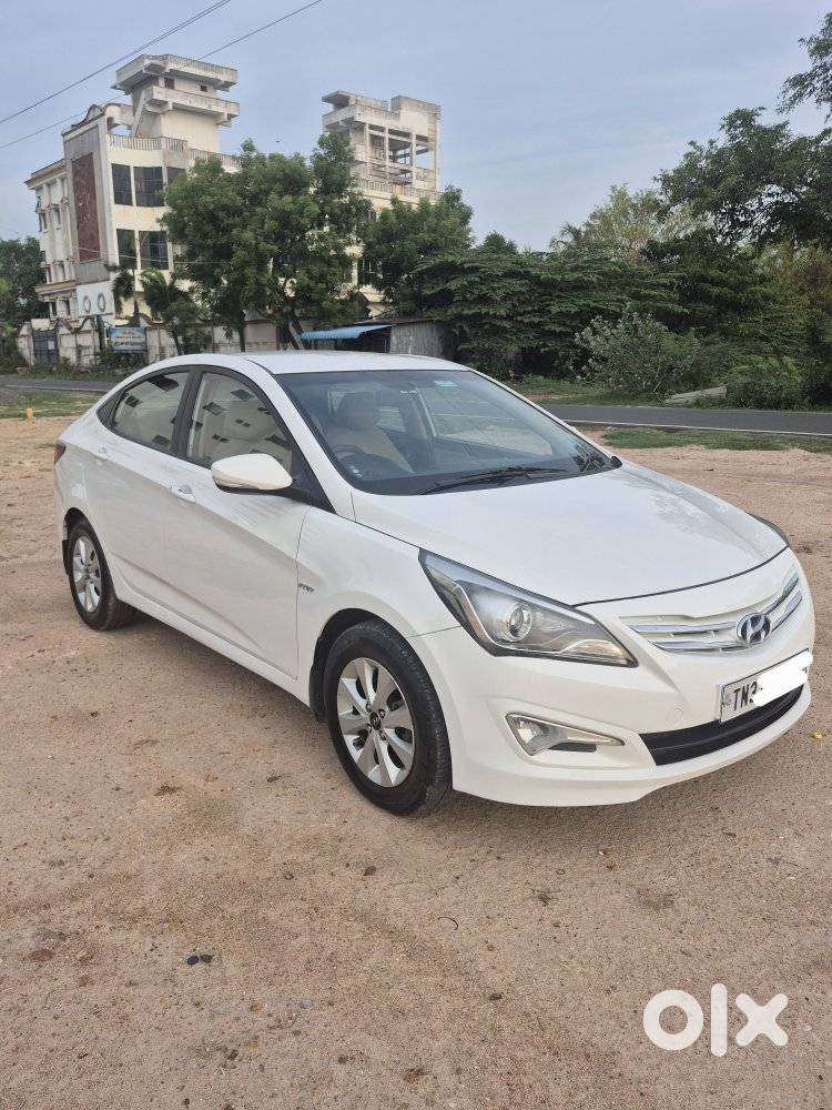 Hyundai Verna, 2015, Petrol