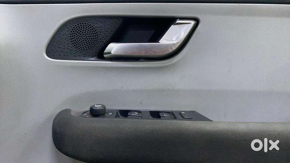 Tata Altroz Xz, 2021, Petrol