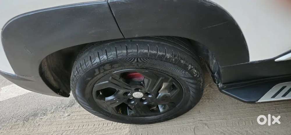 Maruti Suzuki Brezza 2023 Cng & Hybrids 72000 Km Driven