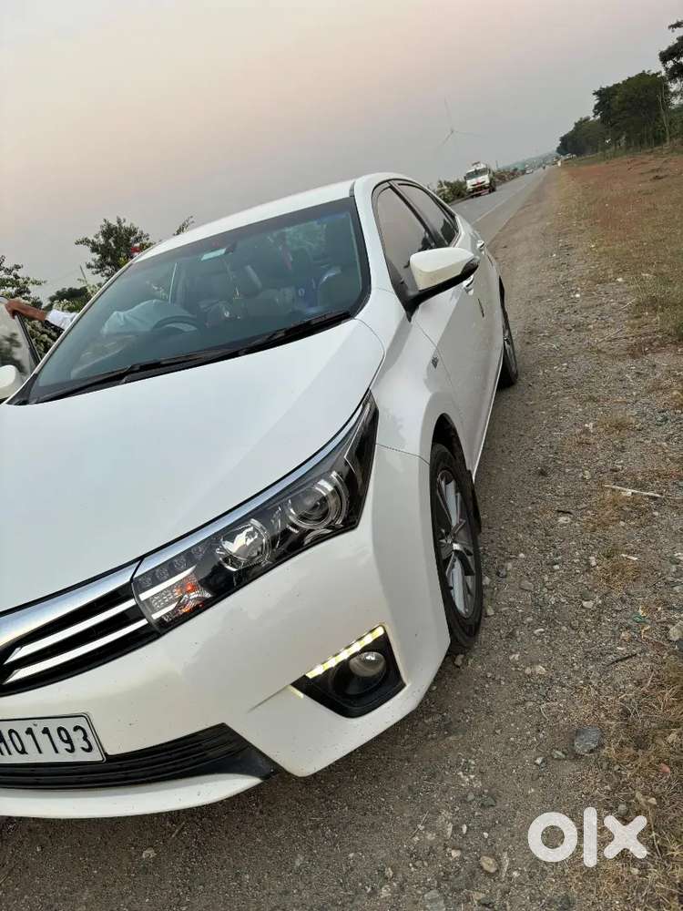 Toyota Corolla Altis 2014