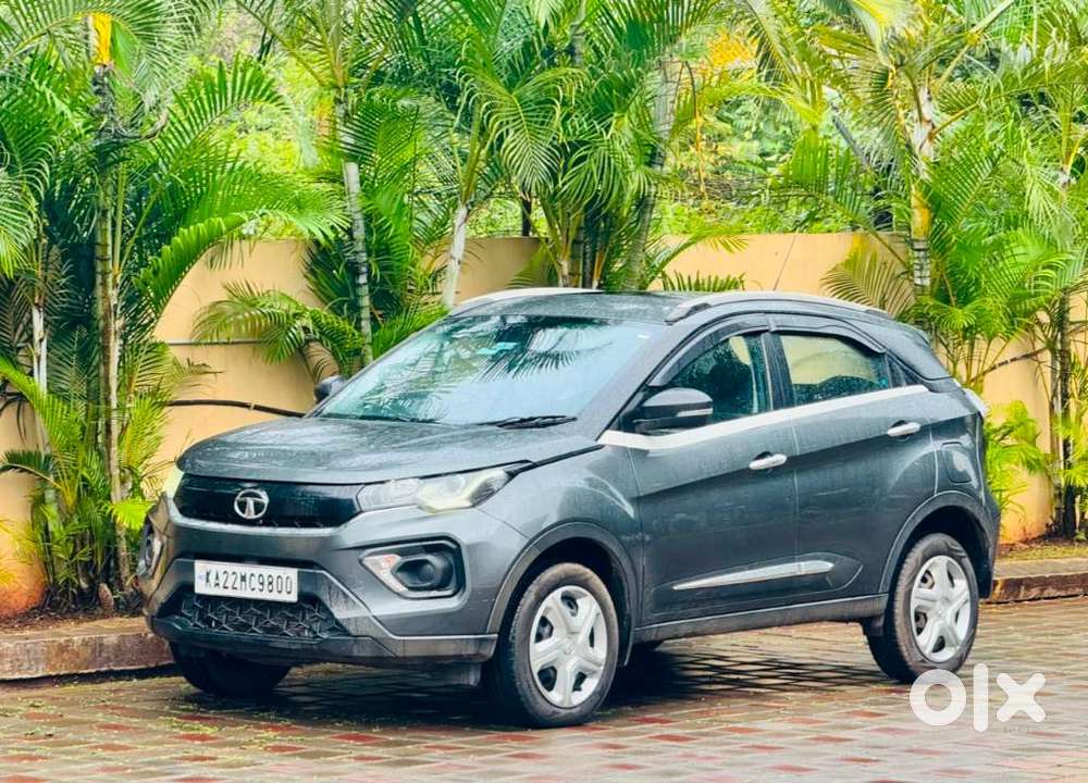 Tata Nexon 1.2 Revotron Xma Amt (s), 2022, Diesel