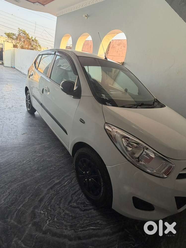 2013 Hyundai I10 Sportz Petrol