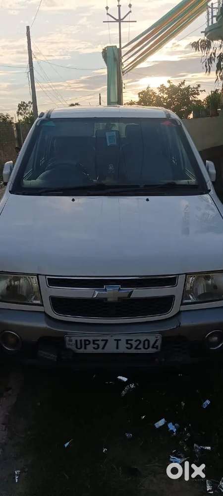 Chevrolet Tavera Neo 2013