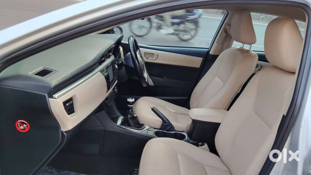 Toyota Corolla Altis 2013-2017 D-4d G, 2015, Diesel