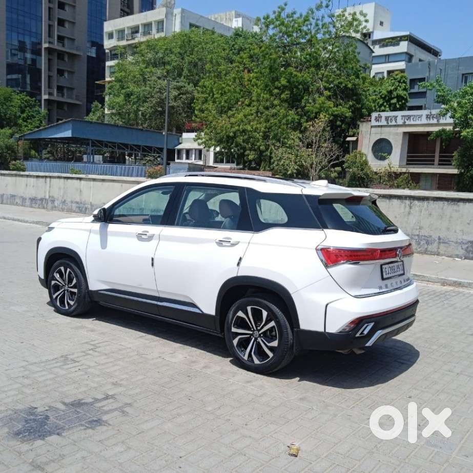 Mg Hector Plus Sharp Pro 1.5 Turbo Petrol Cvt 6 Str, 2025, Petrol