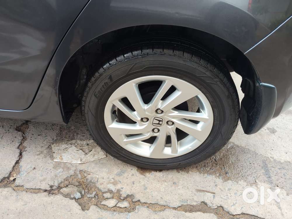 Honda Amaze V Cvt Petrol, 2018