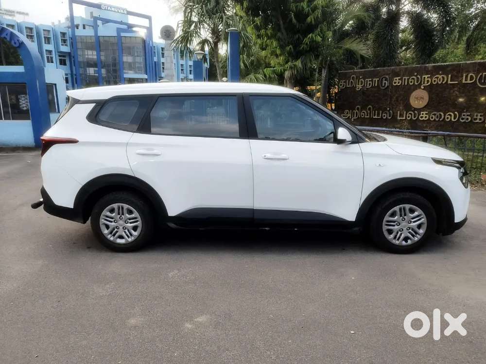 Kia Carens Premium 2026 Car