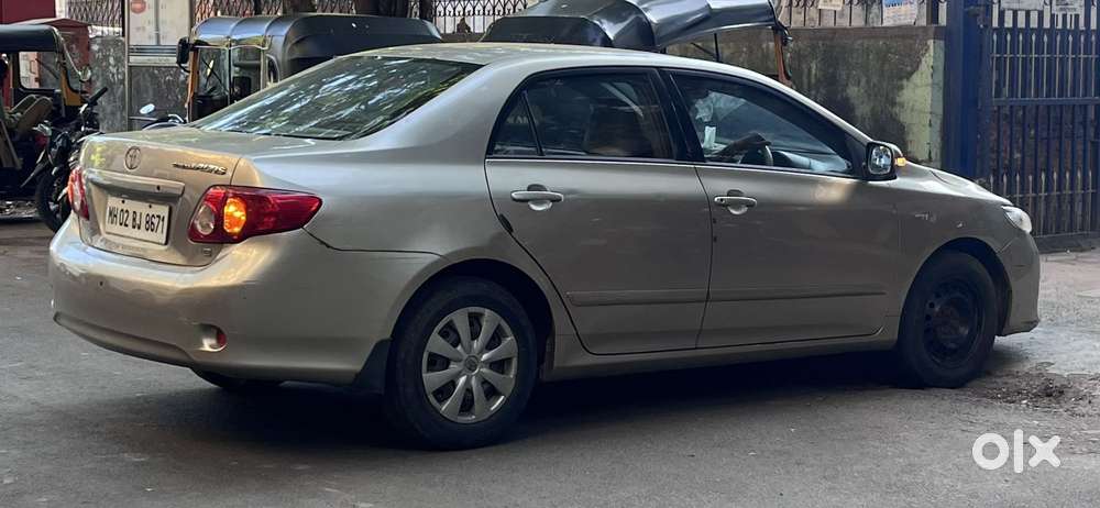 Toyota Corolla Altis 1.8 J, 2009, Cng & Hybrids