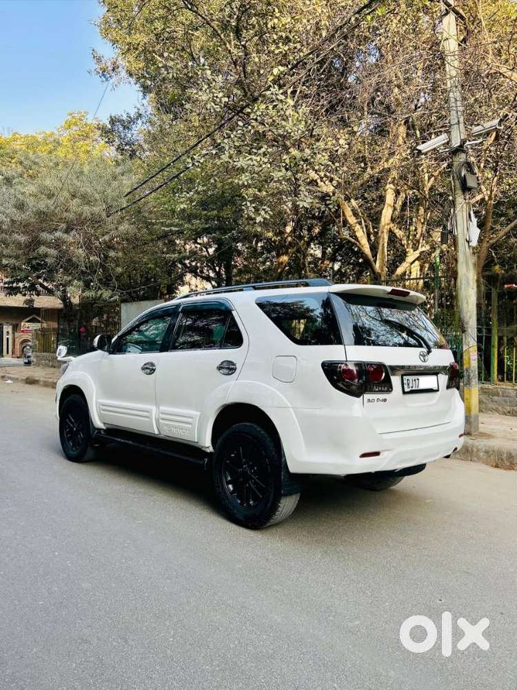 Toyota Fortuner 3.0 4x2 Mt, 2015, Diesel