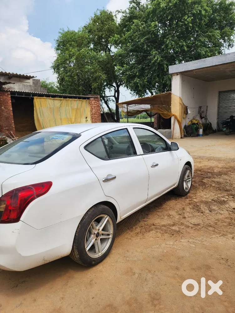 Nissan Sunny 2012 Diesel 175000 Km Driven