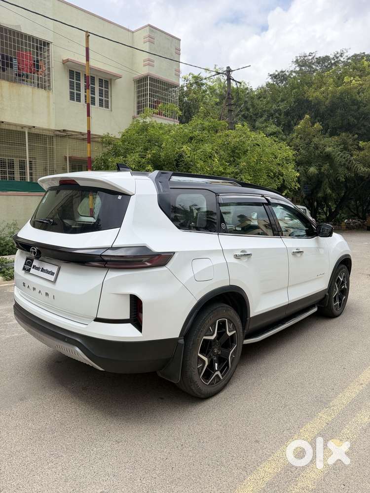 Tata Safari Accomplished Plus 6 Str Dual Tone At, 2024, Diesel