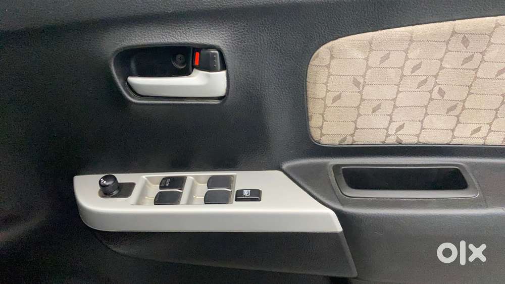 Maruti Suzuki Wagon R 1.0 Vxi, 2014, Petrol