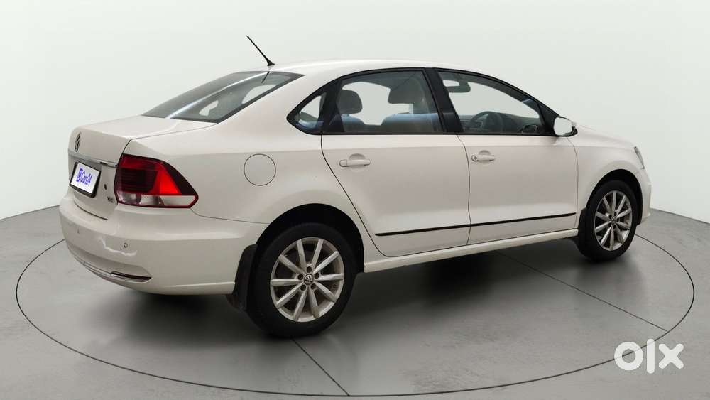 Volkswagen Vento 1.2 Highline Plus At 16 Alloy, 2017, Petrol