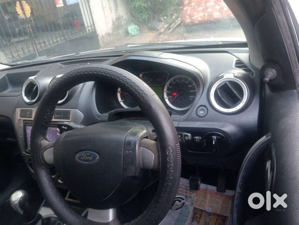 Ford Fiesta 1.4 Zxi Ltd, 2012, Diesel