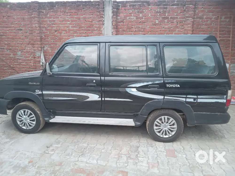 Toyota Qualis 2006 Diesel 80000 Km Driven
