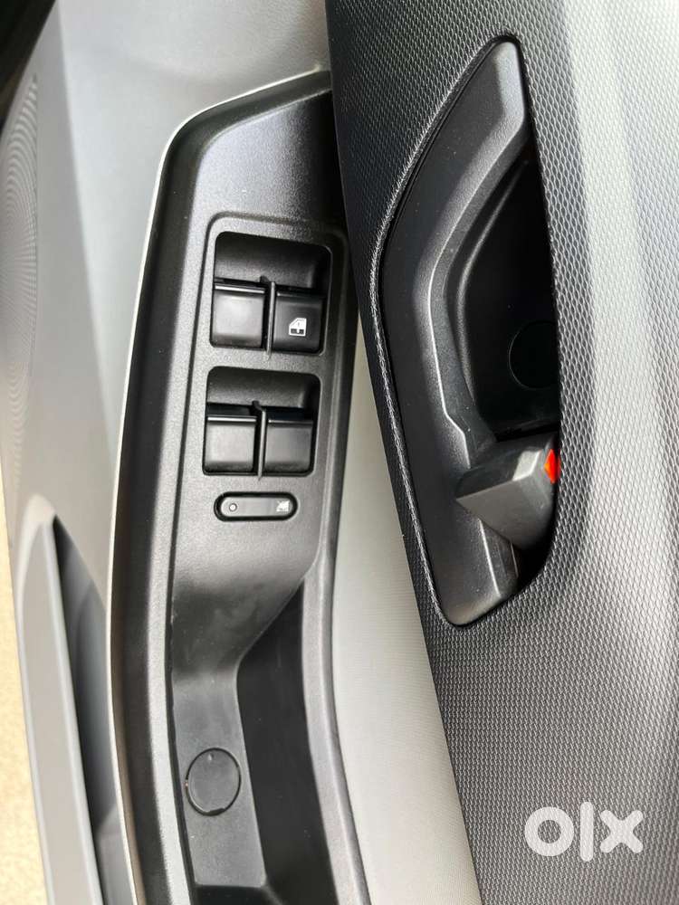 Tata Tiago 1.2 Revotron Xt (o), 2022, Petrol