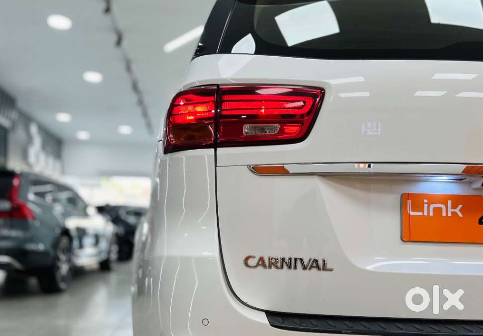 Kia Carnival Premium, 2021