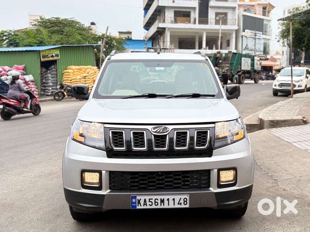 Mahindra Tuv 300 T10, 2020, Diesel