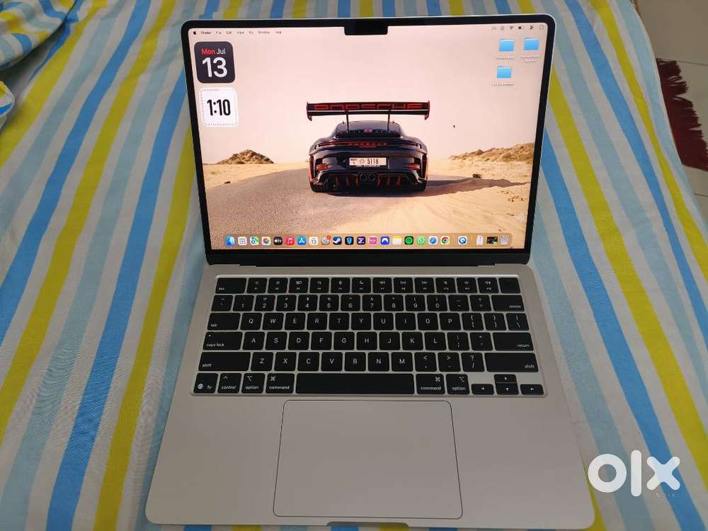 MacBook Air M4 Urgent Sell