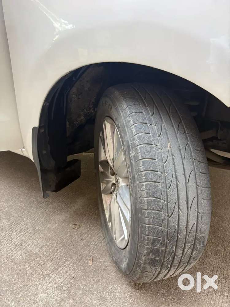 Toyota Innova Crysta 2018 Diesel Well Maintained