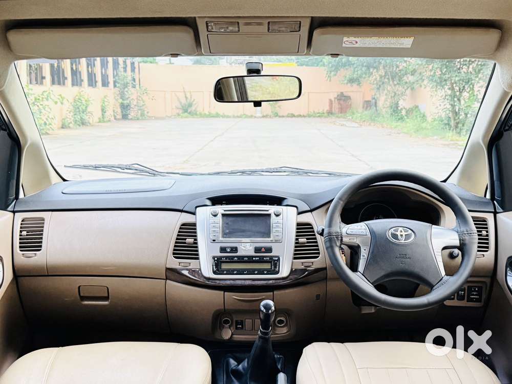Toyota Innova 2.5 Vx 8 Str, 2015, Diesel