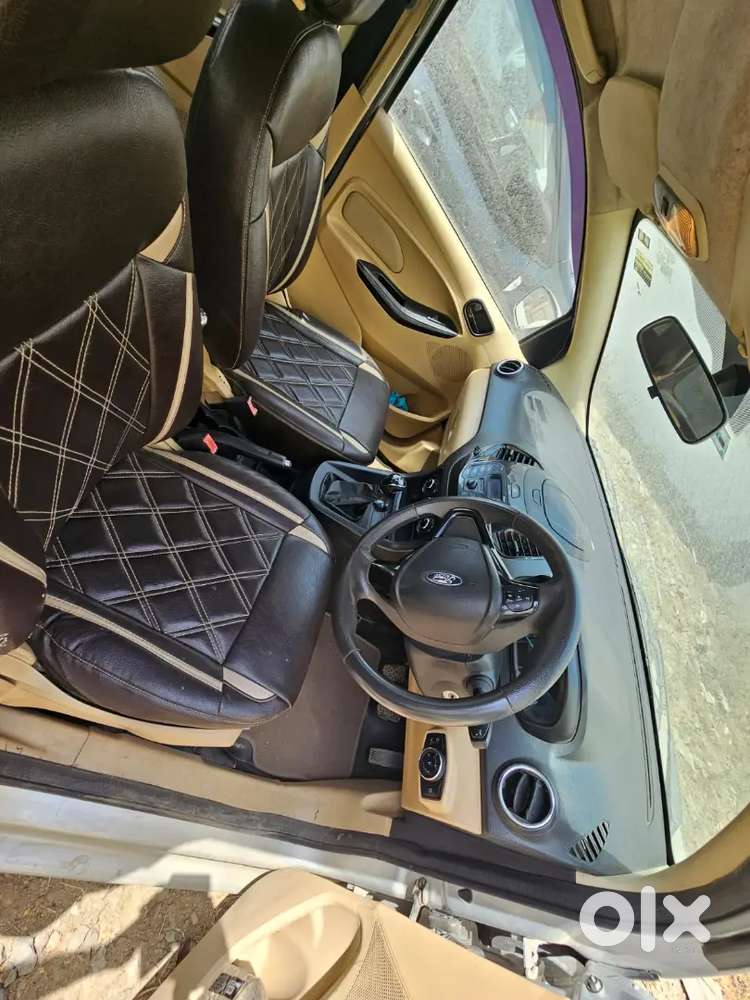 Ford Aspire Metalic Silver Sedan Car 2015 Diesel 22+ Mileage Per Km