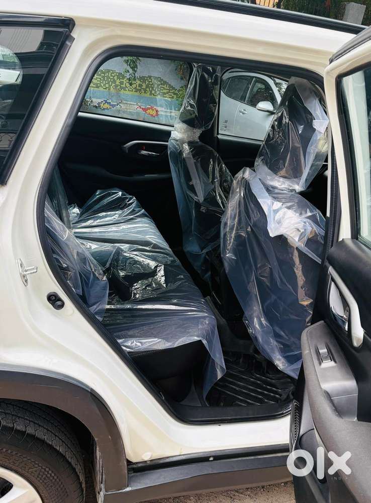 Toyota Urban Cruiser Hyryder 1.5 S Neo Drive At, 2025, Petrol
