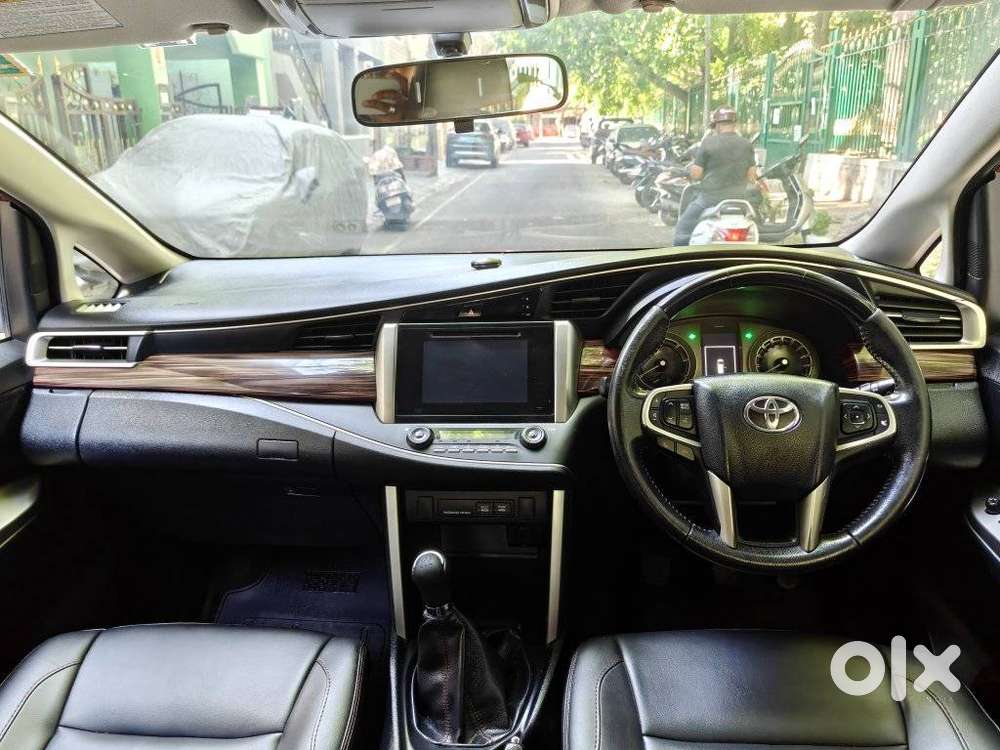 Toyota Innova Crysta Touring Sport 2.4 Mt, 2017, Diesel