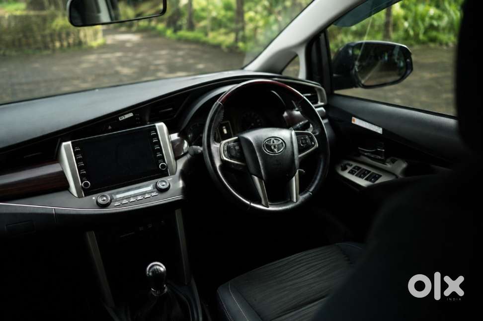 Toyota Innova Crysta 2.4 V, 2022, Diesel