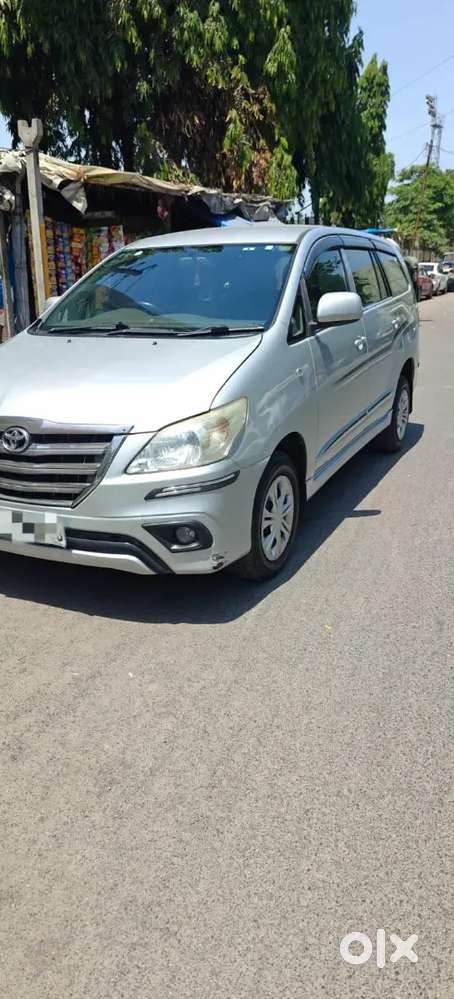 Toyota Innova 2014 Diesel Well Maintained