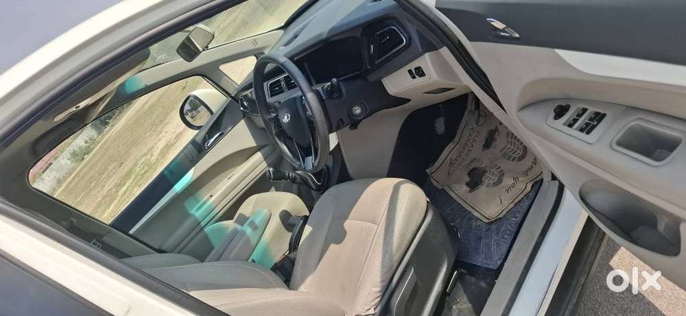 Mahindra Marazzo M8 8str, 2020, Diesel