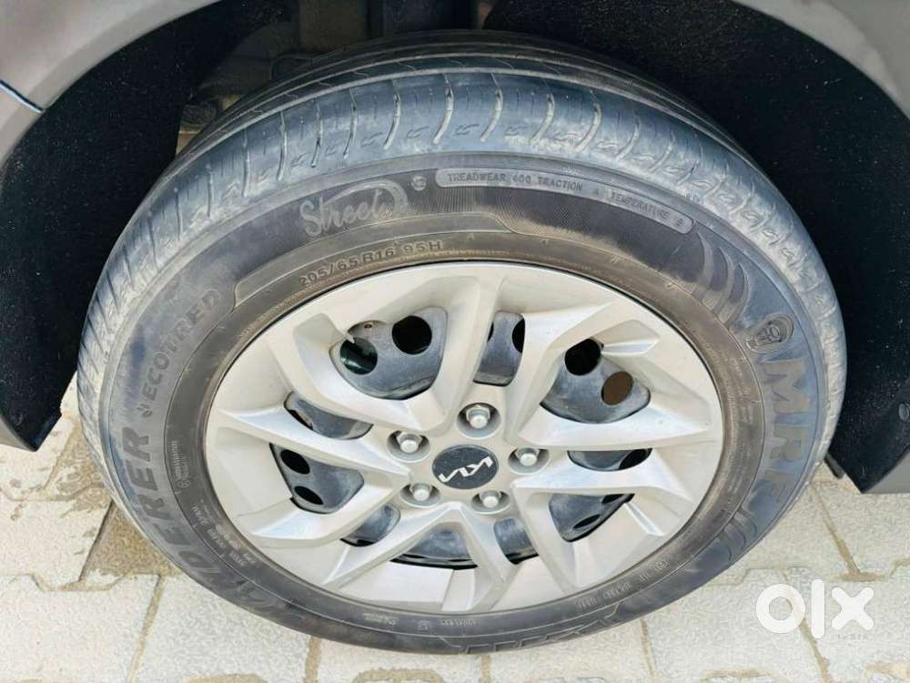 Kia Carens 1.4 Premium 7 Str, 2022, Petrol