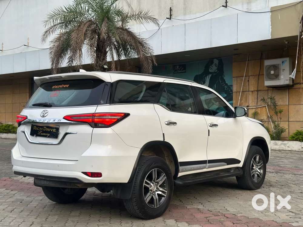 Toyota Fortuner 4x2 Mt 2.8 Diesel, 2021, Diesel