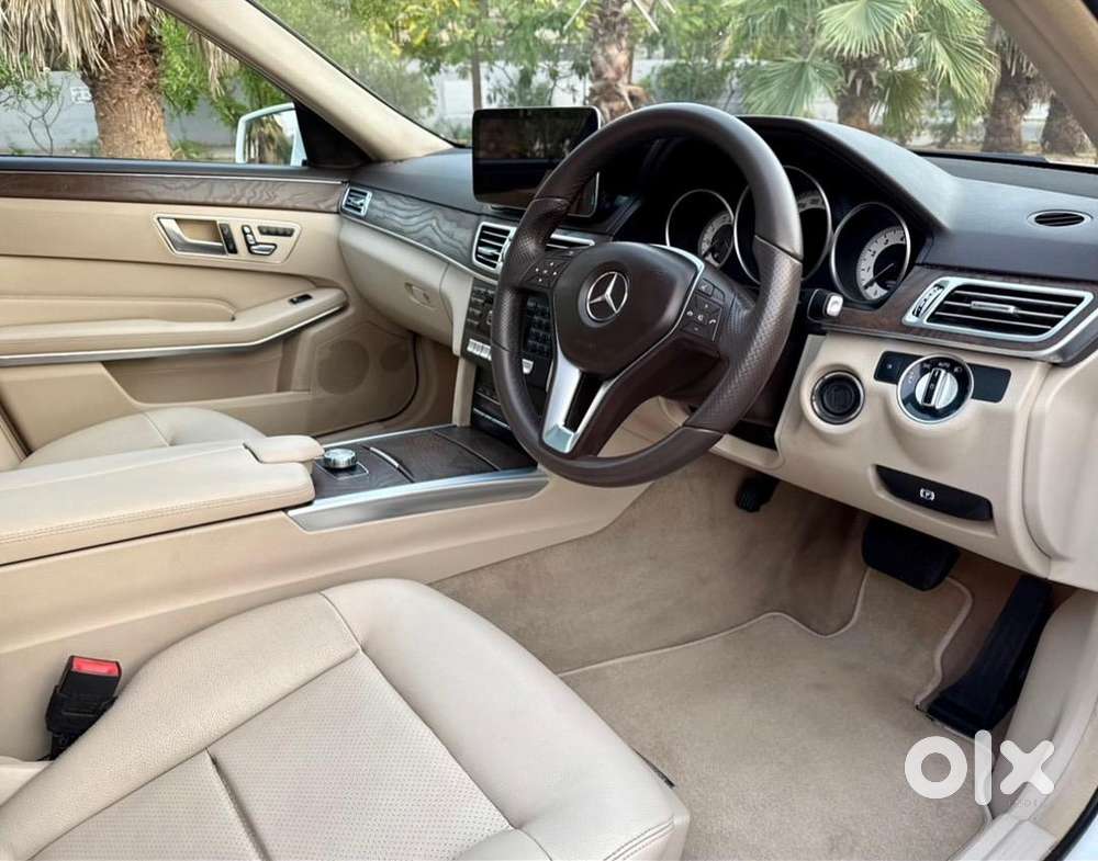 Mercedes-benz E-class 2015 Petrol Well Maintained,
