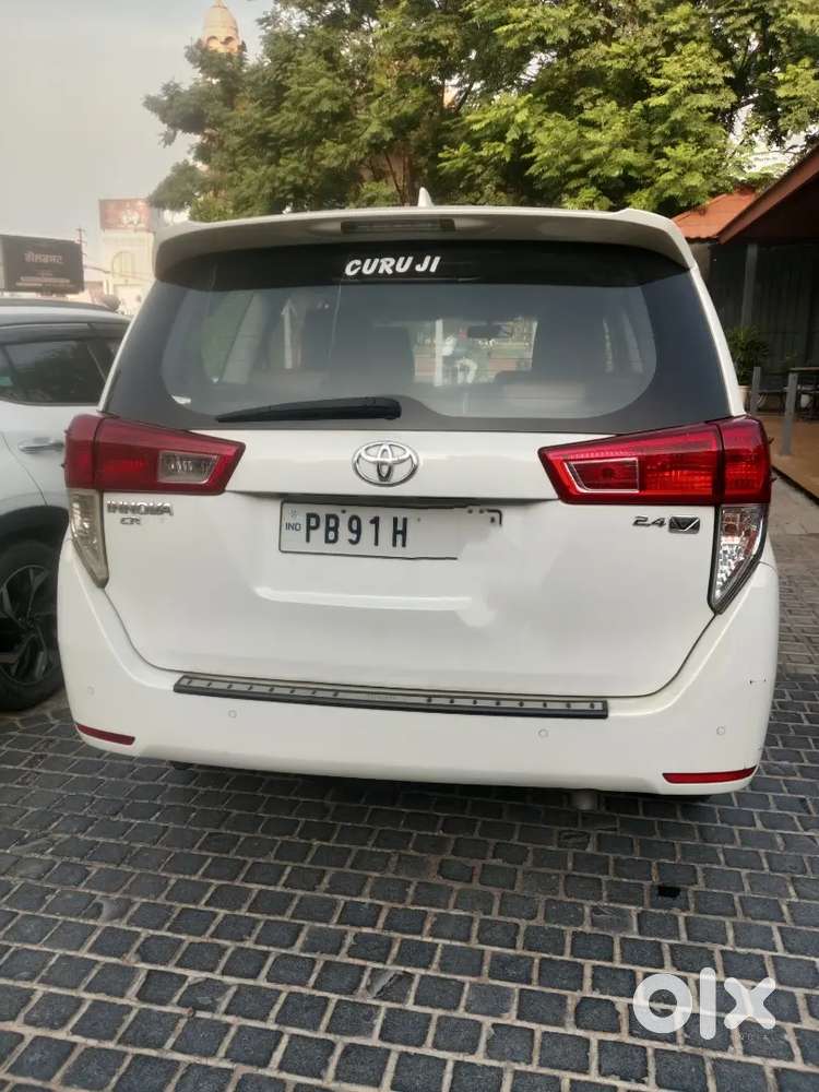Toyota Innova Crysta 2019