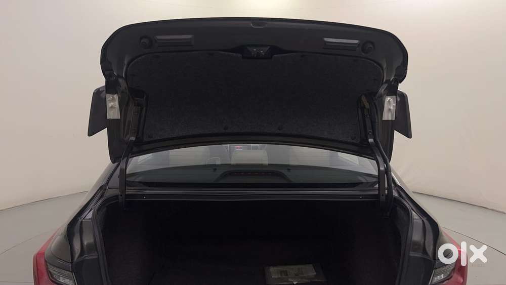 Honda City 1.5 Zx I-vtec Mt, 2021, Petrol