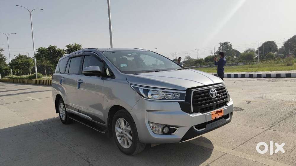 Toyota Innova Crysta [2020-ongoing] 2.7 Gx Mt 8 Str, 2024, Diesel
