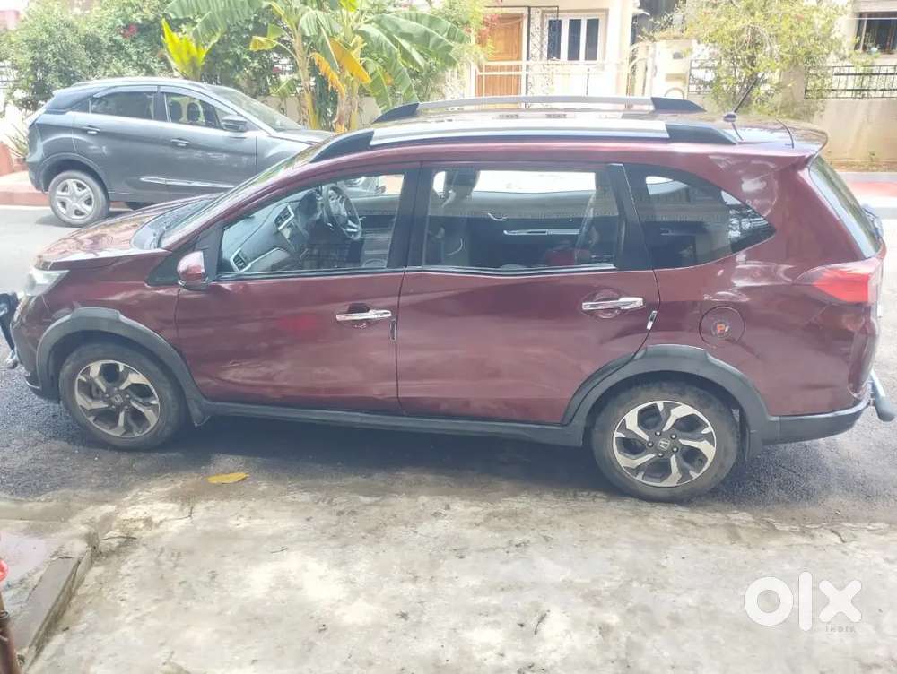 Honda Br-v 2016 Petrol 12500 Km Driven